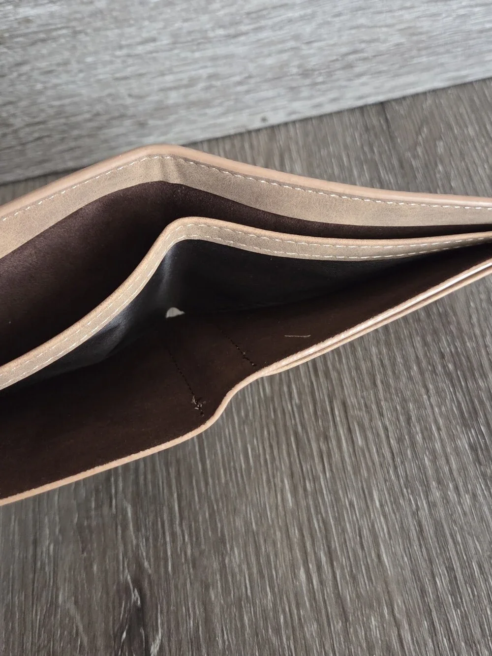 United States Navy Embossed Men's Bifold Wallet - Tan
